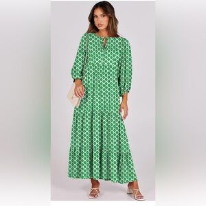 NWOT Green Boho Floral Puff Sleeve Maxi Dress — Cottagecore Style, Size Small